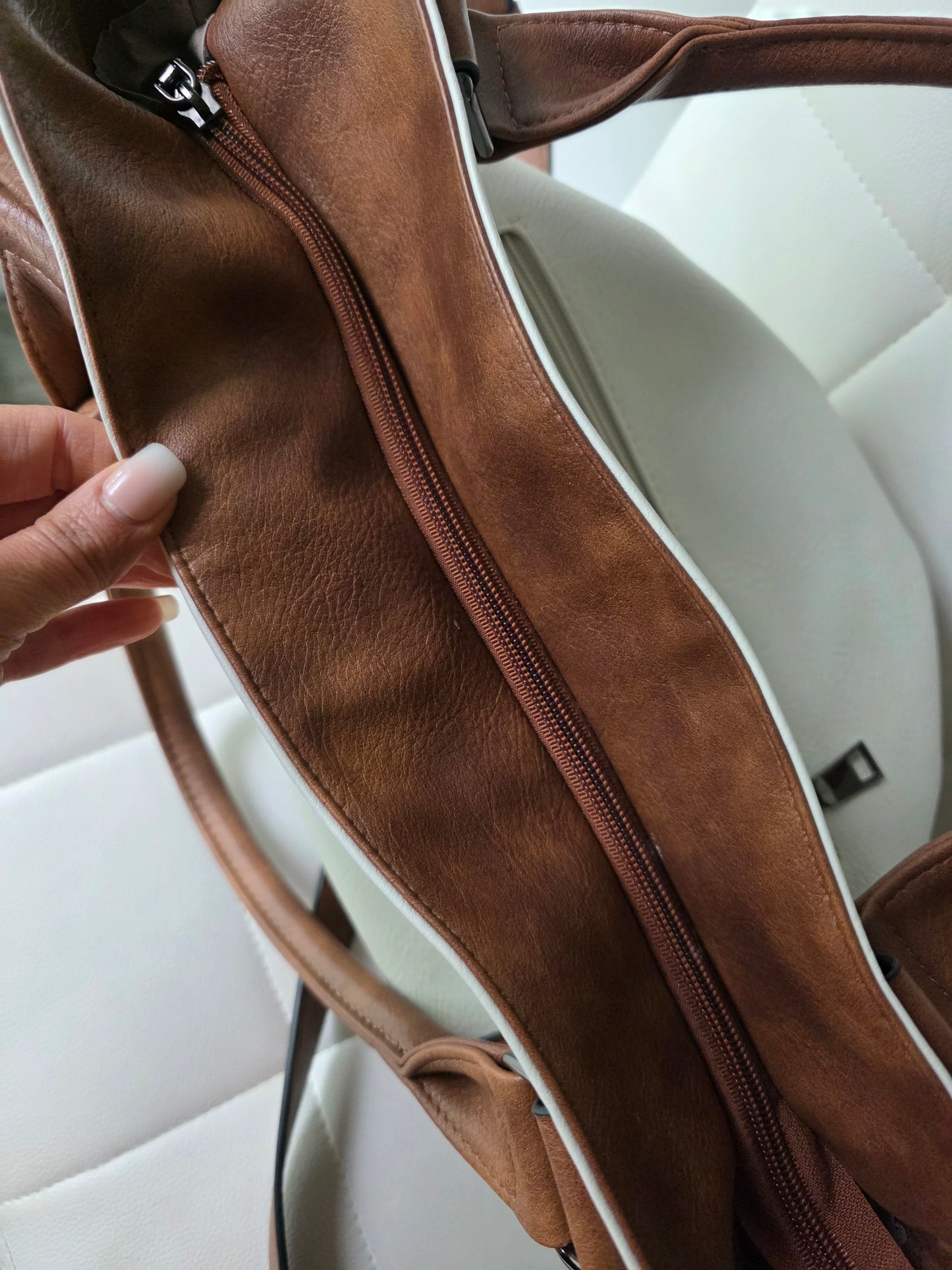 Cluci Slouchy Tote